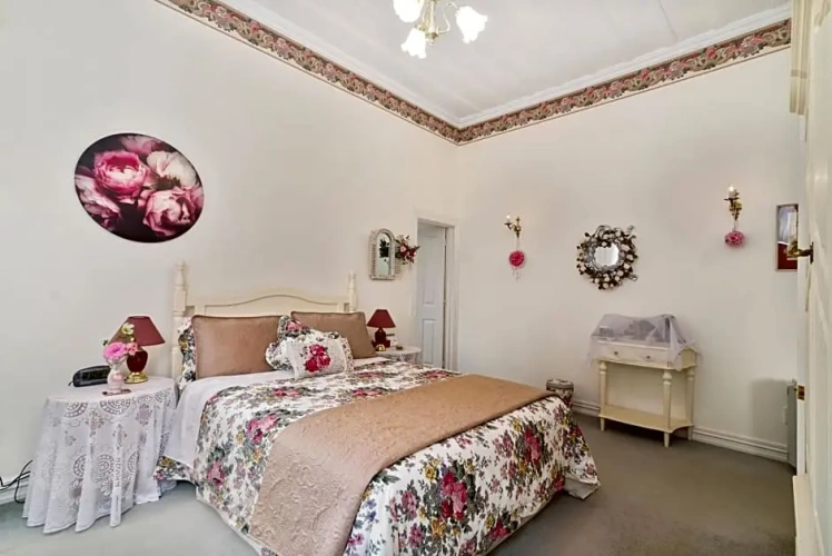 Deluxe Double room with view
