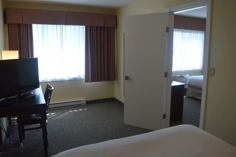 Premium Quadruple Family Suite