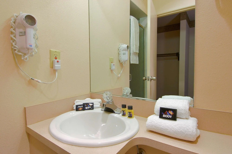 Salem Travelodge
