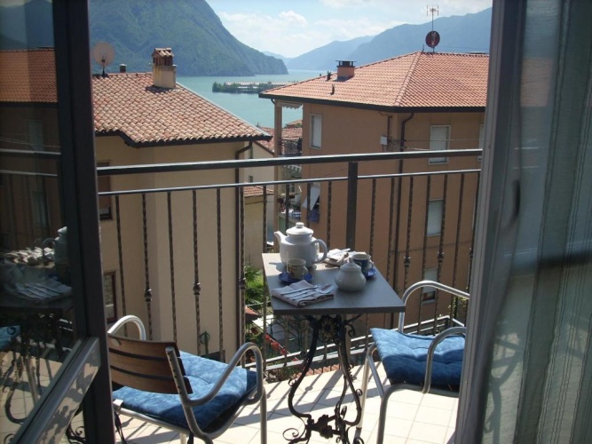 Apartment with balcony and with view