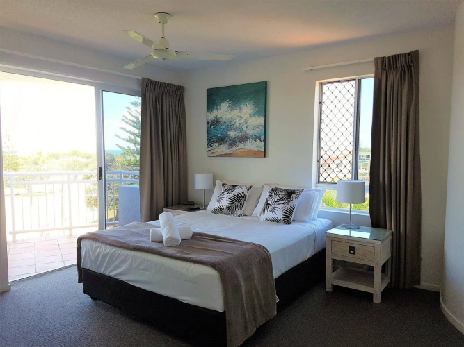 Beachside Resort - Kawana Waters
