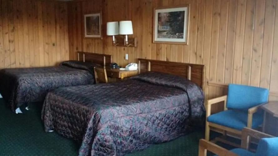 Economy Quadruple room