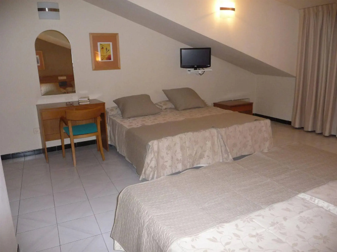 Hotel Atalaya I