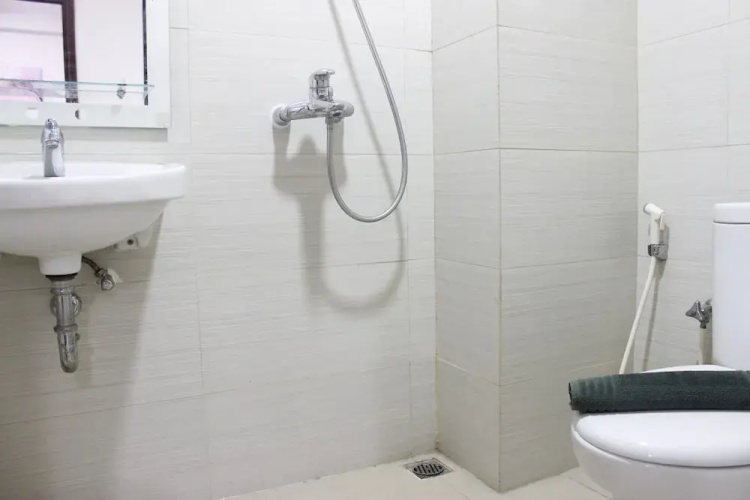 Comfortable & Gorgeous 2BR at Gateway Pasteur Apartment