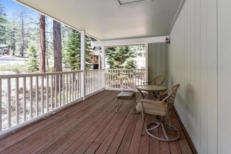 4 Bedrooms Cottage