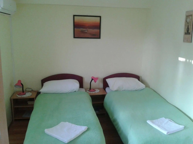 Anna Guesthouse