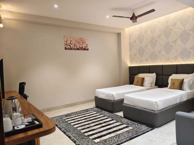 Premium Twin room