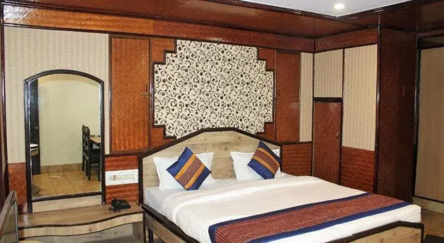 Hotel Roopali