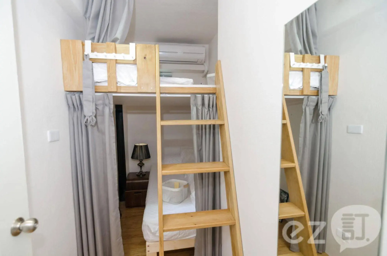 a leaf hostel
