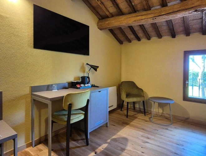 Comfort room