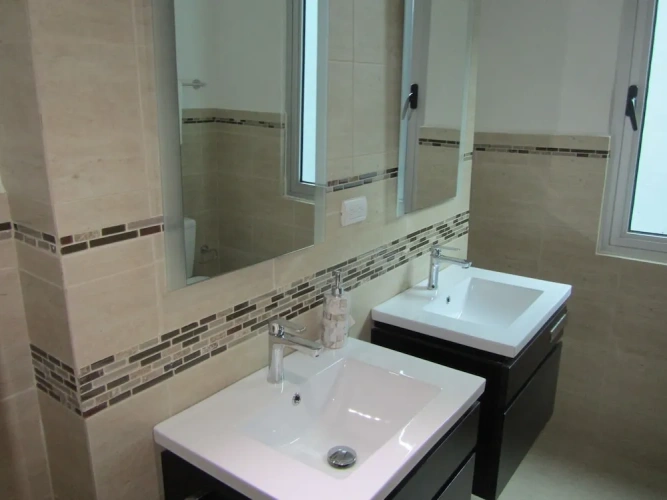 2 Bedrooms Luxury Apartment
