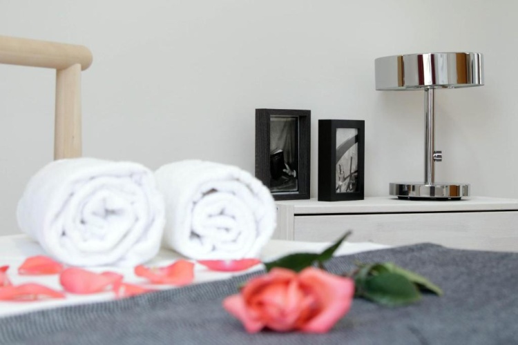 3 Bedrooms Apartment