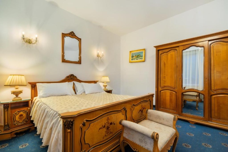 Premier Suite with balcony