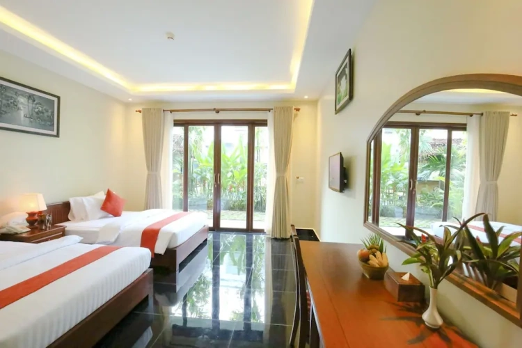 Deluxe Twin room with balcony