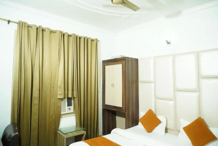 Malhotra Guest House