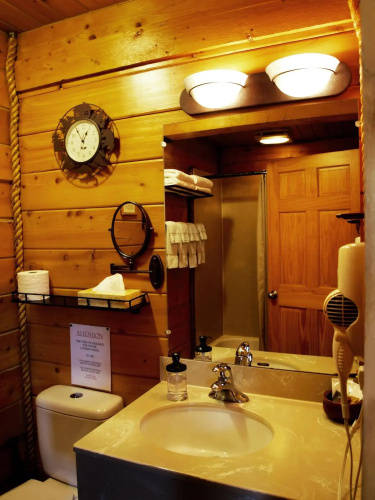Alaskan Suites