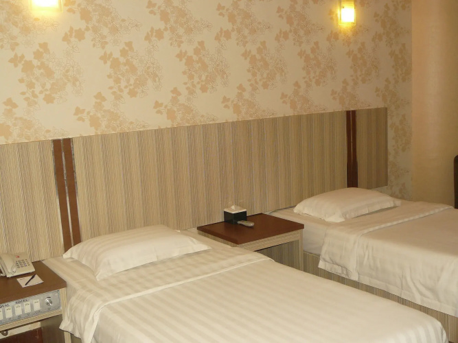 Hotel Oval Surabaya