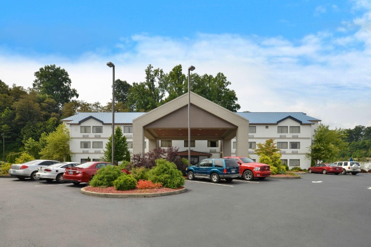 Quadruple Suite