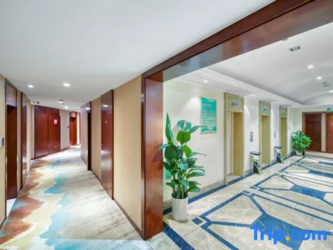 Mansha Hotel