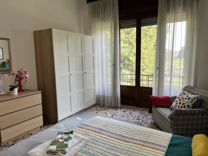 2 Bedrooms Apartment with garden view