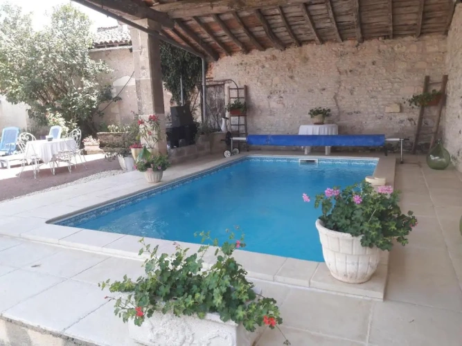 Standard Double room with pool view