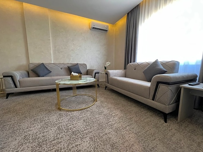 2 Bedrooms Suite