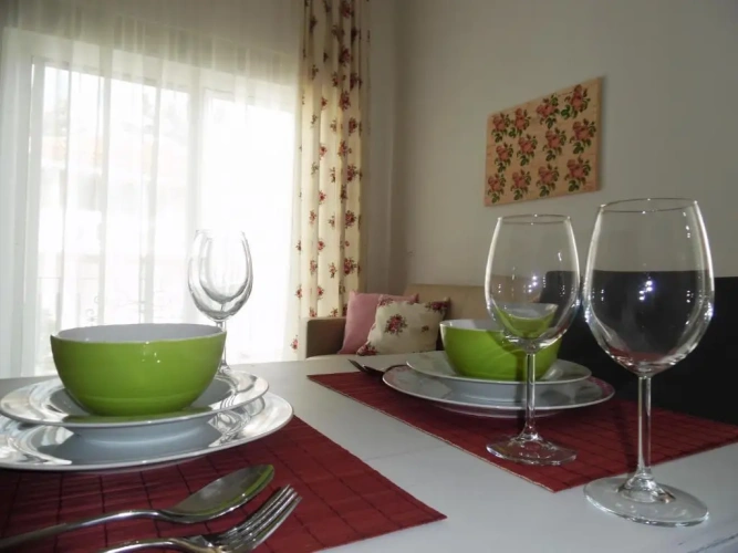 1 Bedroom Apartment with partial sea view