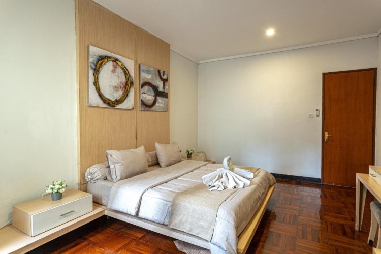 2 Bedrooms Villa
