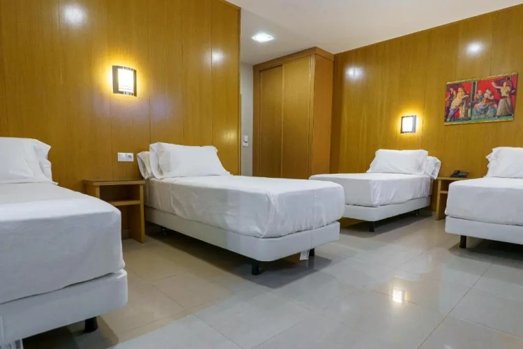 Standard Quadruple room