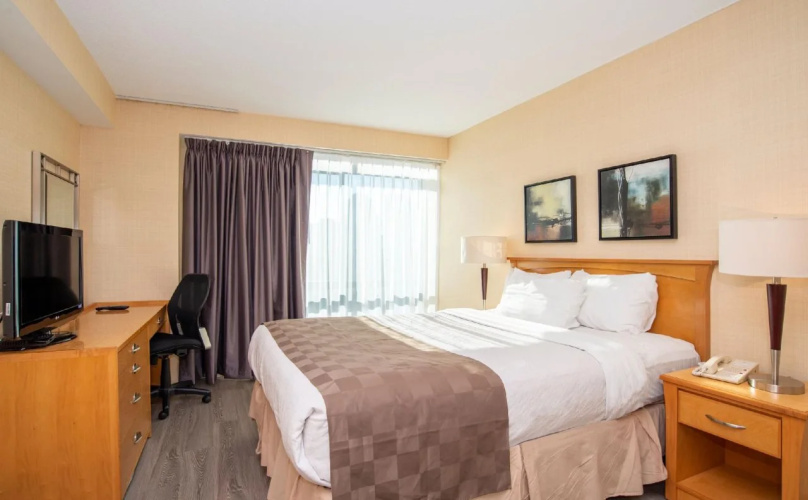 Landis Hotel and Suites