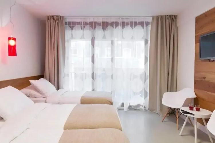 Marnix360Apartments