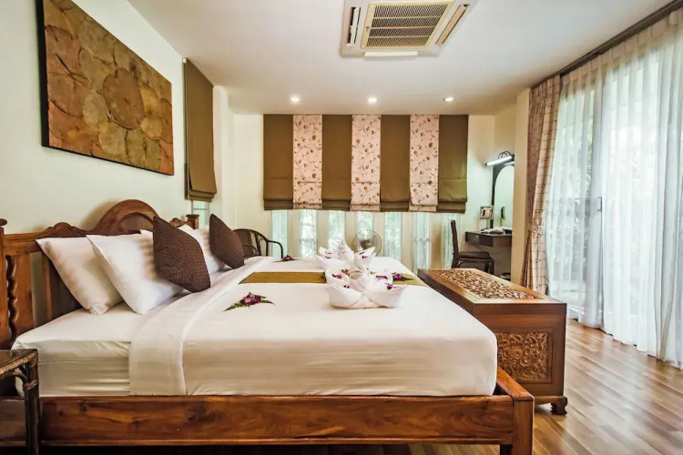 Villa Thailee