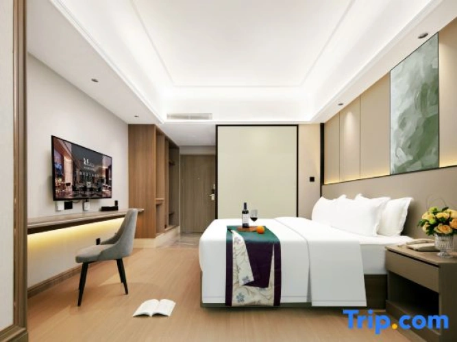 2 Bedrooms Family Suite with city view