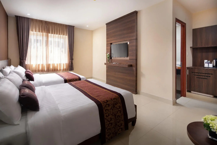 Nolis Hotel