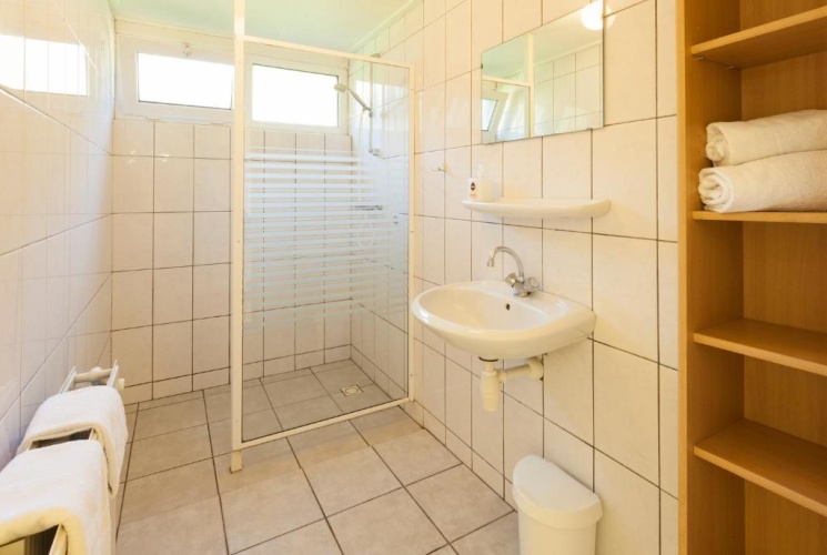 1 Bedroom Double Bungalow