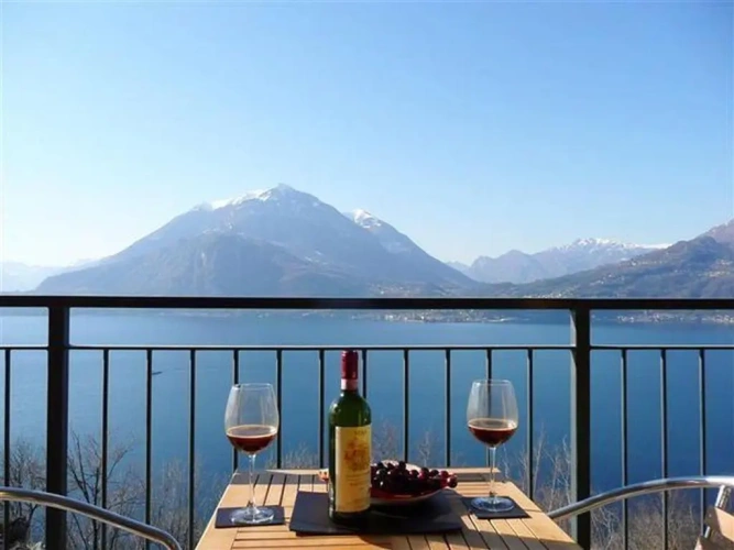 1 Bedroom Apartment with balcony