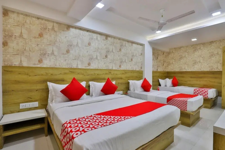 Hotel Lincoln by OYO