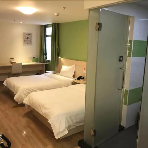 7 Days Inn