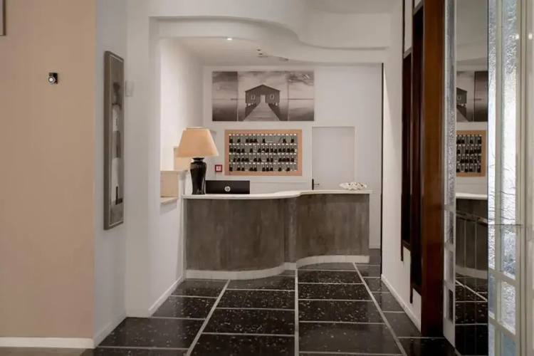 c-hotels International