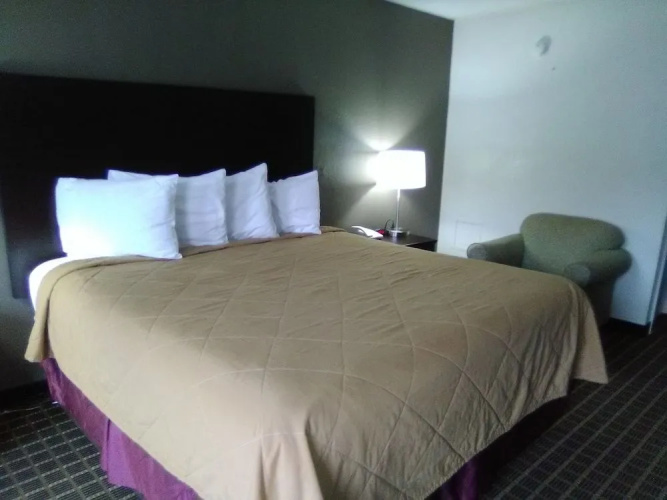 Ameraview Inn And Suites