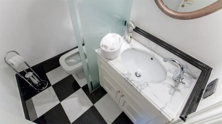 Rental in Rome Borghese Apartment