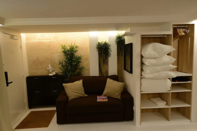 Loft Basfour by Patios du Marais