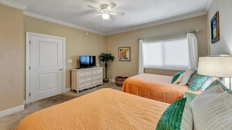 Harbor Landing 203b