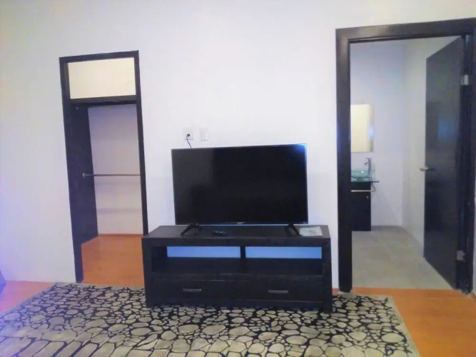 10 Large suite for 4 people
