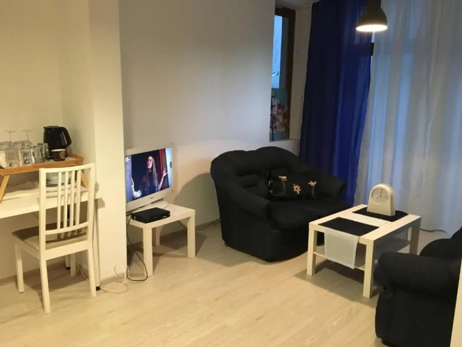 3 Bedrooms Apartment
