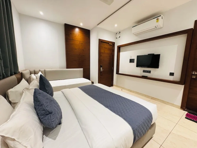 Deluxe Triple room