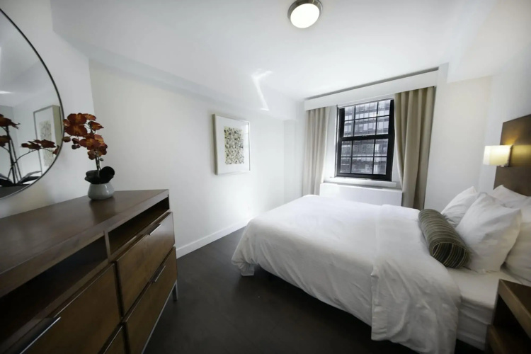 Bridgestreet at Beekman Towers