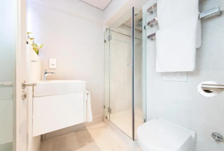 2 Bedrooms Apartment with view