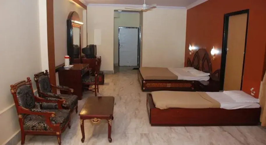 Shahee Resorts