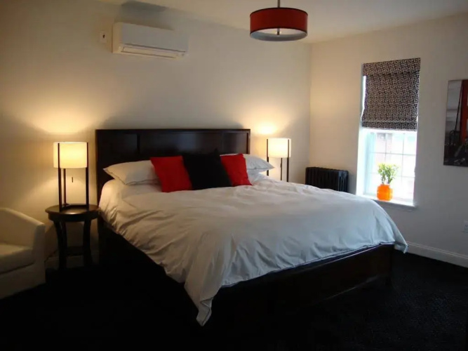 BlancNoir Bed & Breakfast